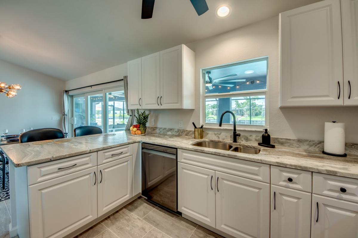 24-Kitchen