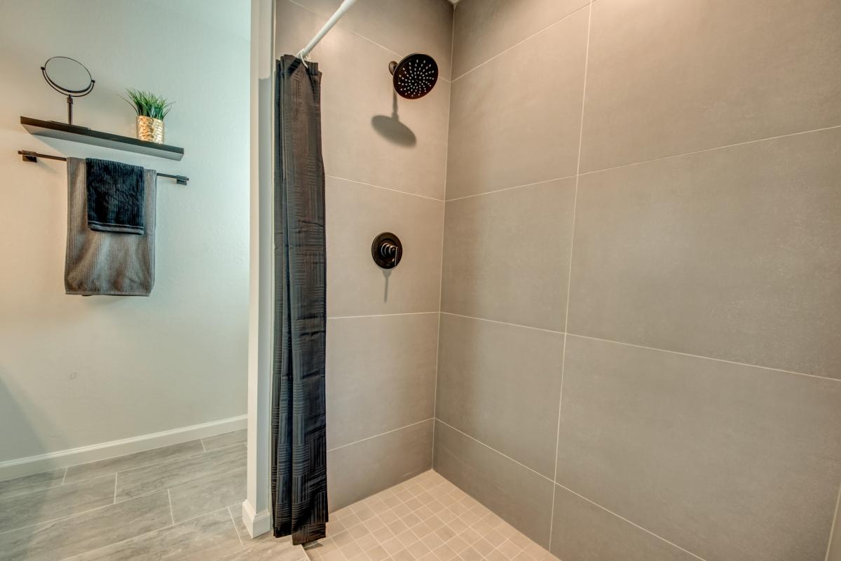 37-Master-Bathroom