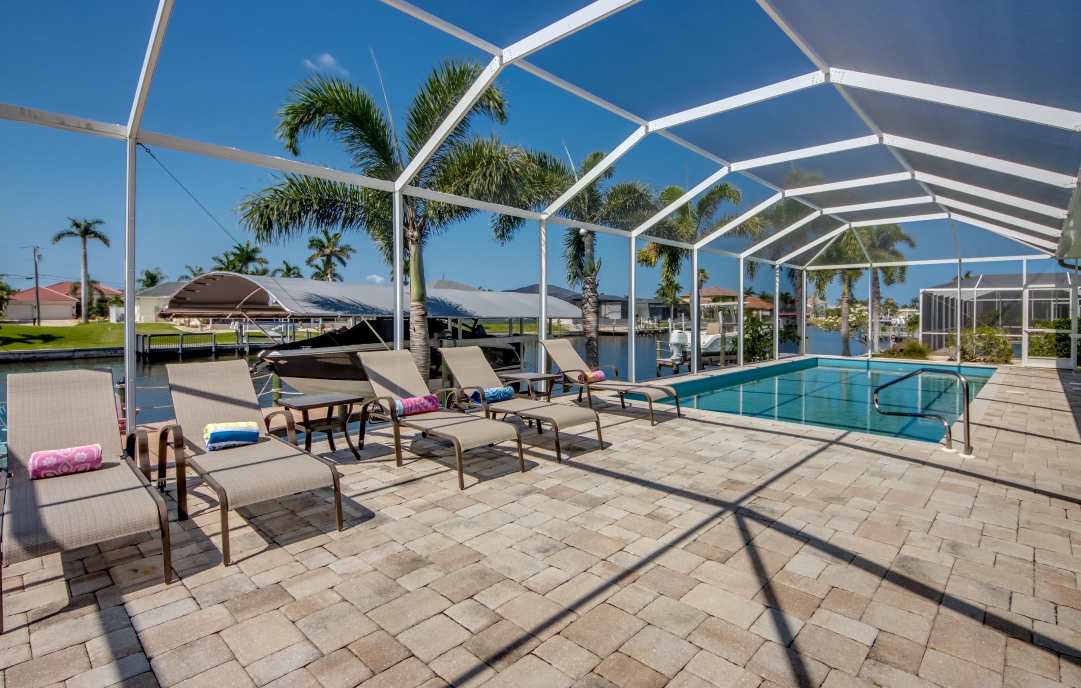 Villas and Vacation Homes in Cape Coral