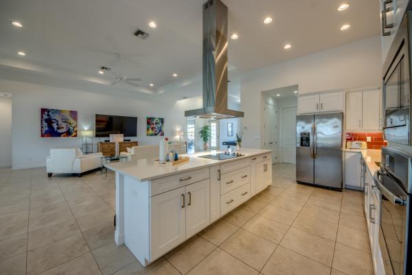 Villa Apricity - Gulf Access Luxury Villa with Pool Table - Bild 14