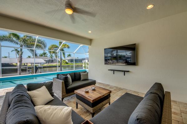 Villa Apricity - Gulf Access Luxury Villa with Pool Table - Bild 5