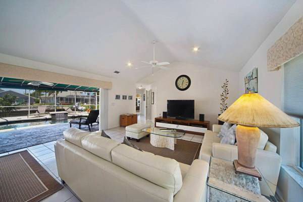 Villa Maurina - Cape Coral Vacation Home with Gulf Access, Heated Pool & Dock - Bild 7
