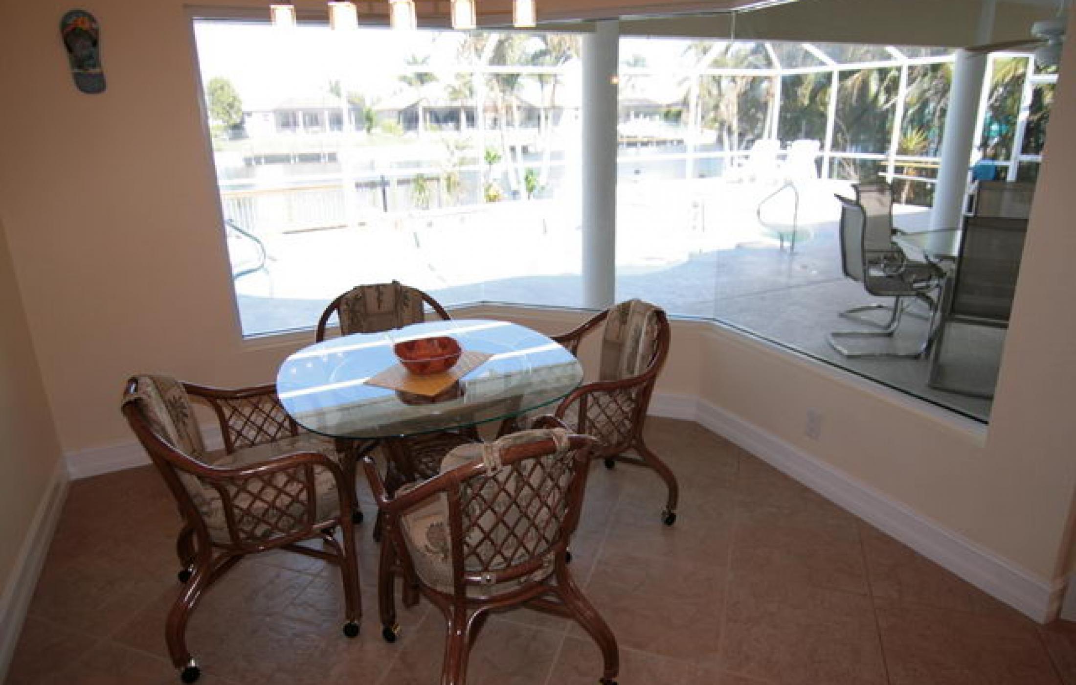 Villa Sophia - Gulf Access, Pool, Dock & Boat Lift - Bild 14