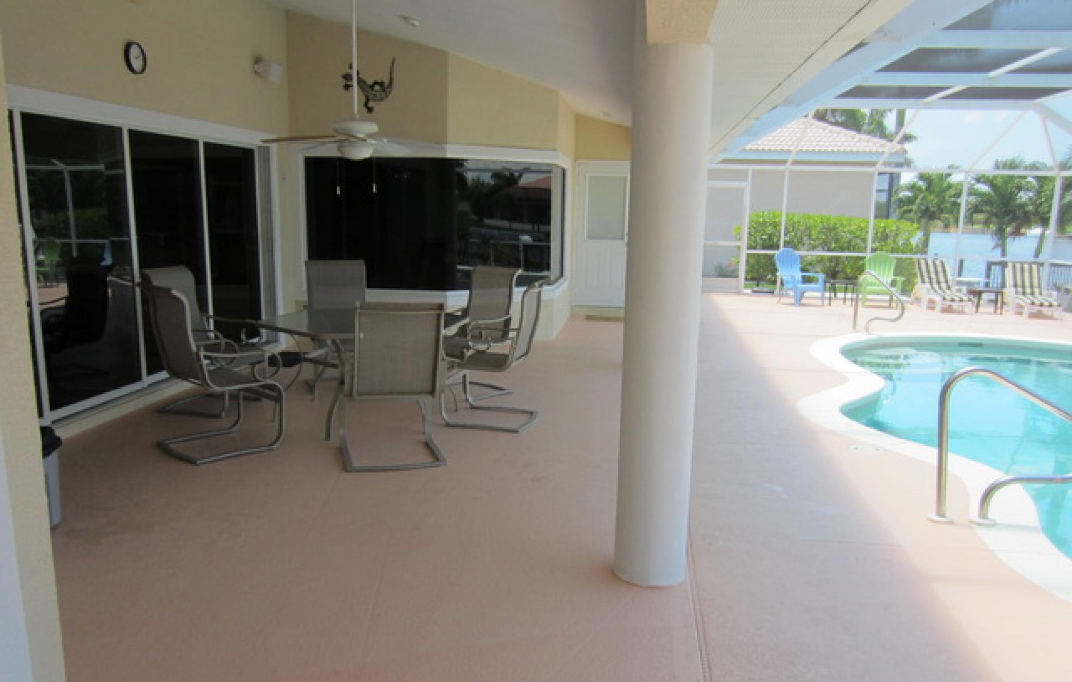 Villa Sophia - Gulf Access, Pool, Dock & Boat Lift - Bild 32