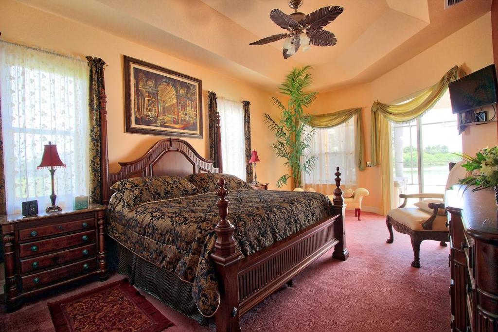 Villa Princess – South-Facing Pool & Lake Views - Bild 13