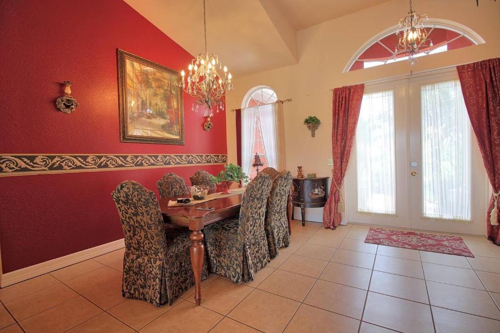 Villa Princess – South-Facing Pool & Lake Views - Bild 12