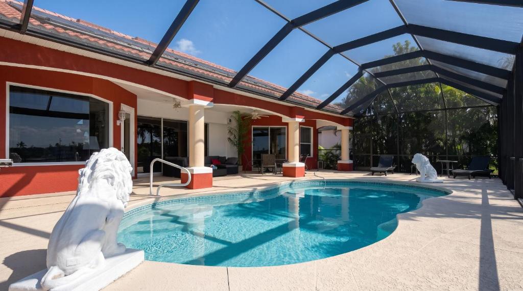 Villa Princess – South-Facing Pool & Lake Views - Bild 19