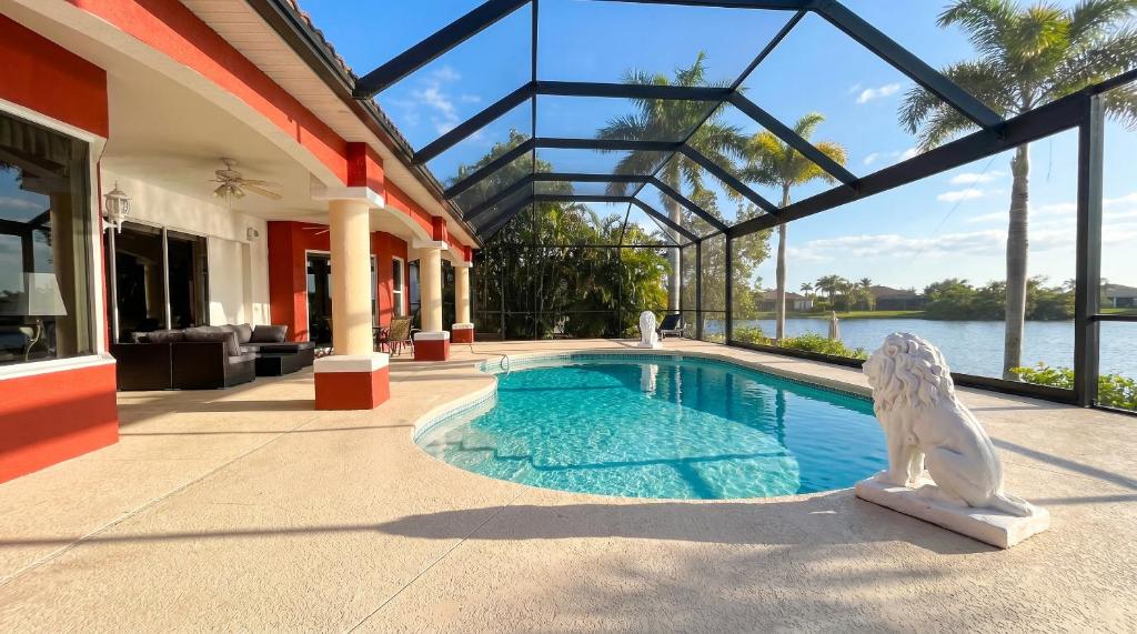 Villa Princess – South-Facing Pool & Lake Views - Bild 20