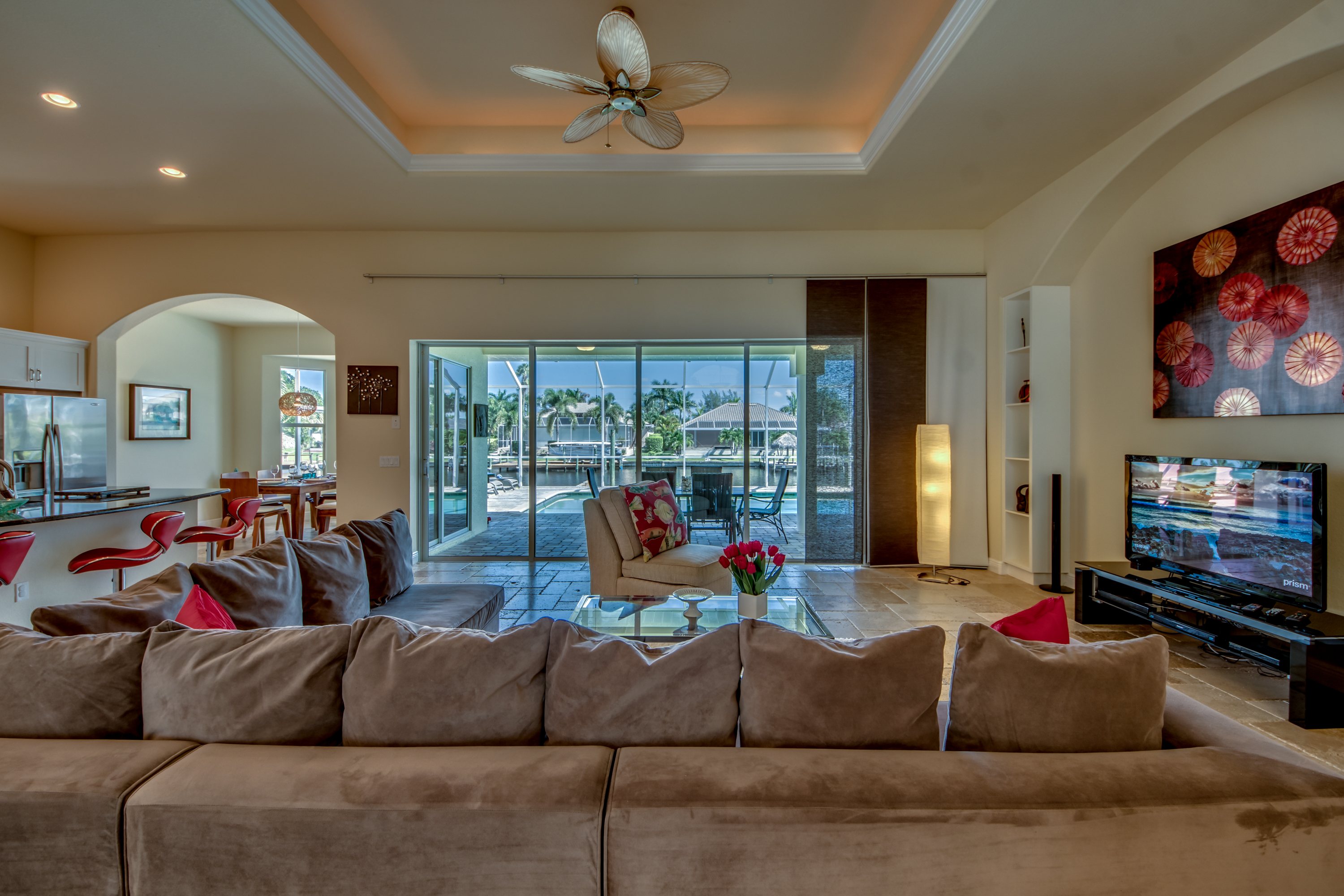 Villa La Favorita – Heated Saltwater Pool & Private Boat Dock on the Canal - Bild 10