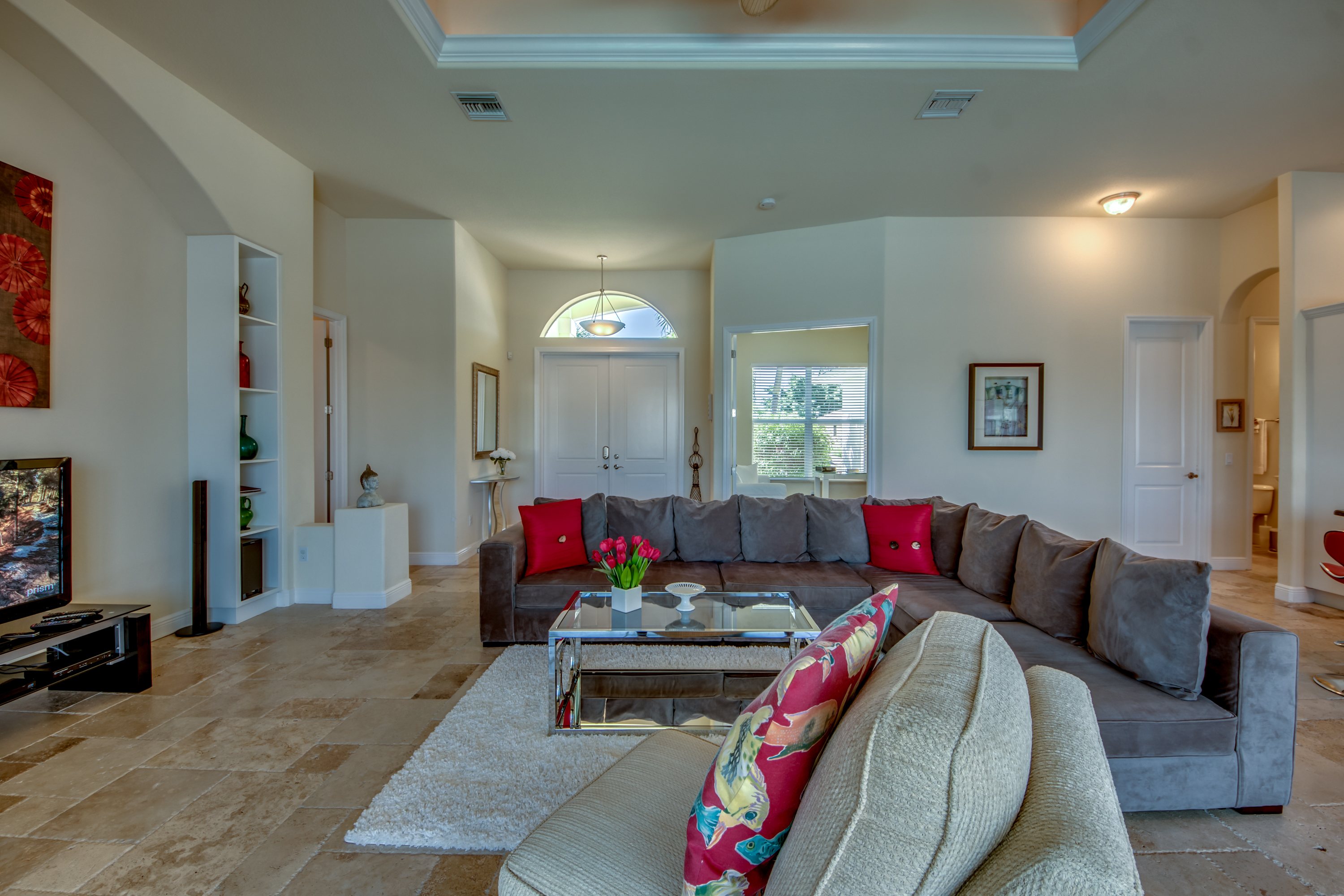Villa La Favorita – Heated Saltwater Pool & Private Boat Dock on the Canal - Bild 11