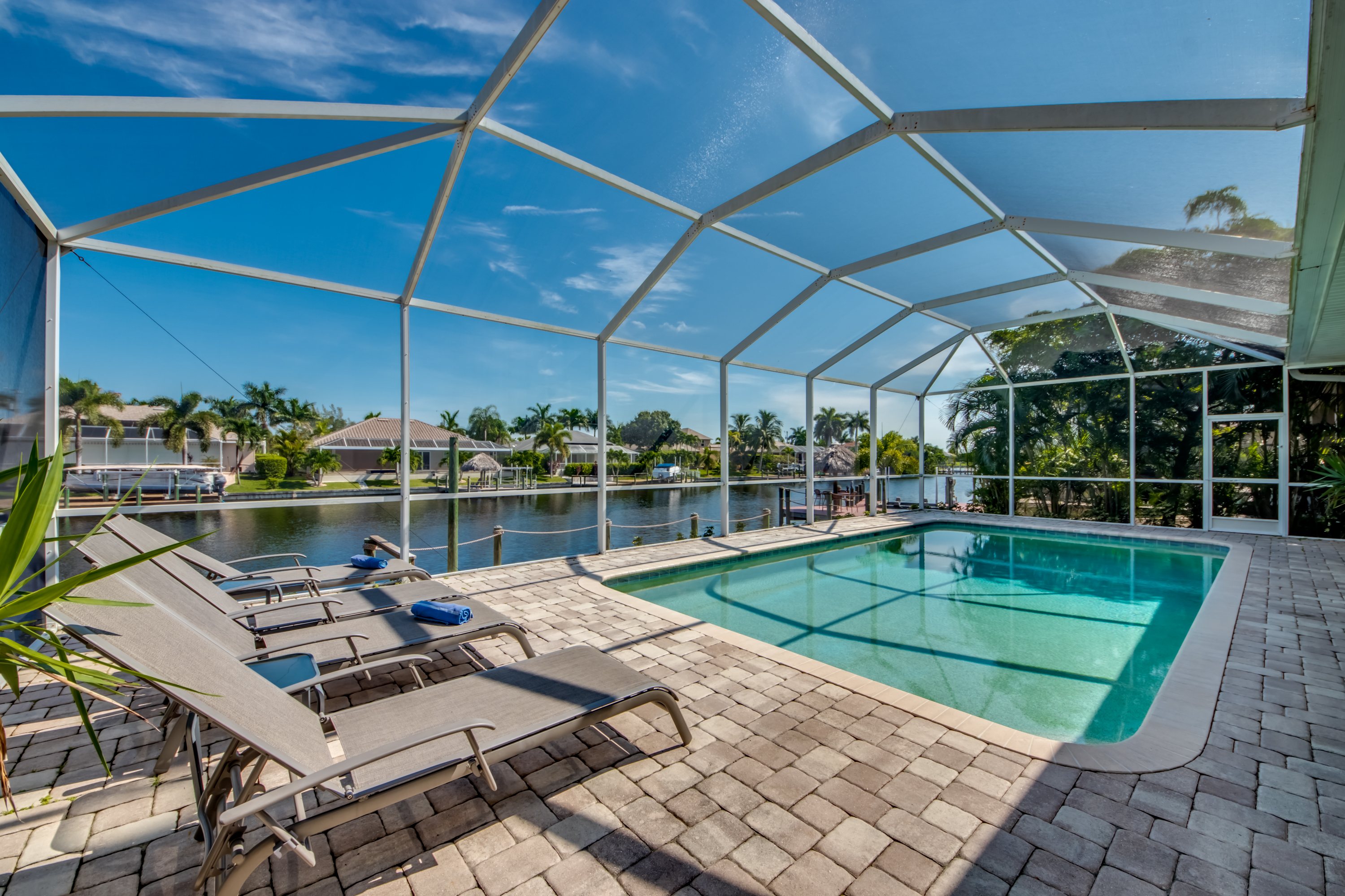 Villa La Favorita – Heated Saltwater Pool & Private Boat Dock on the Canal - Bild 41