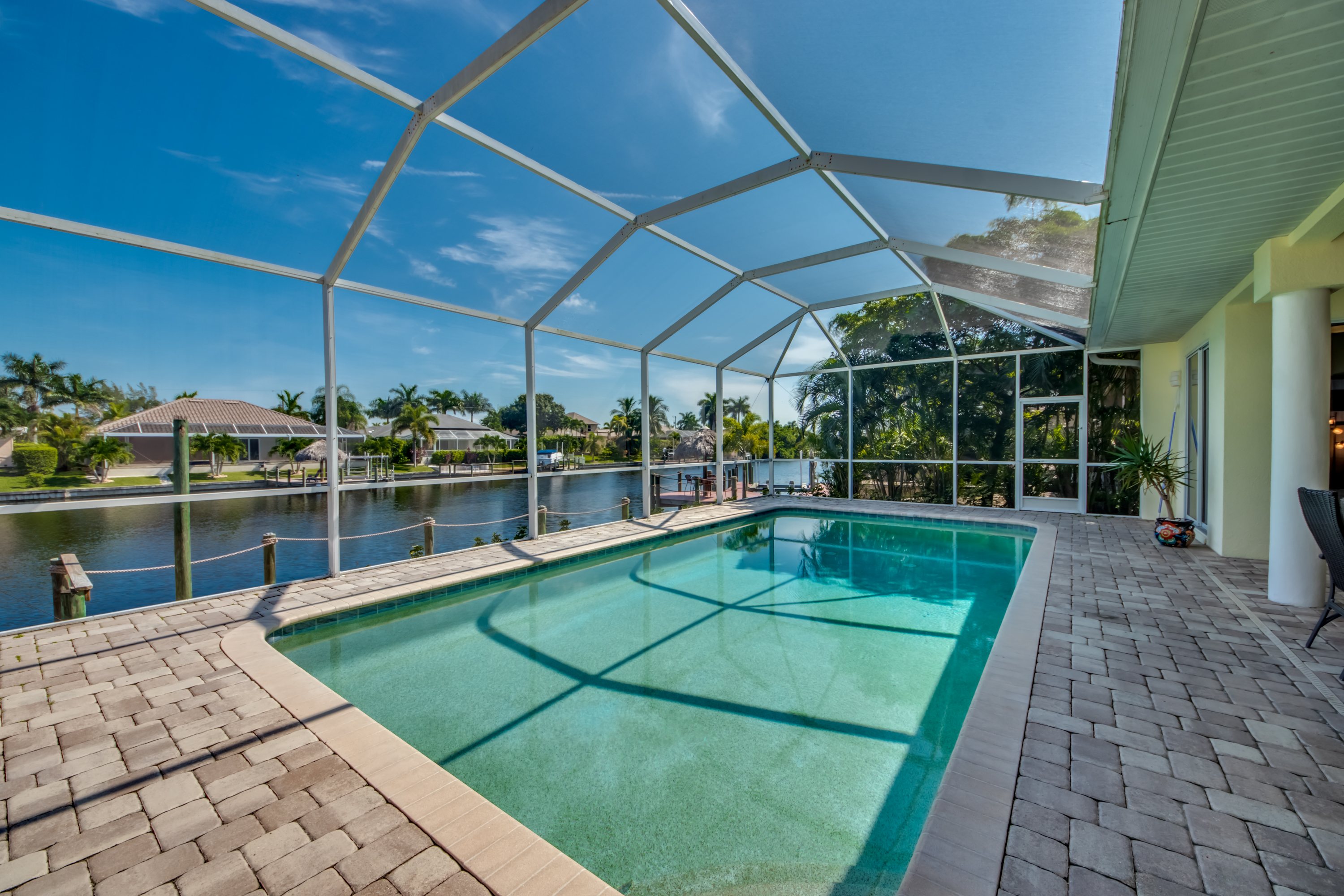 Villa La Favorita – Heated Saltwater Pool & Private Boat Dock on the Canal - Bild 42