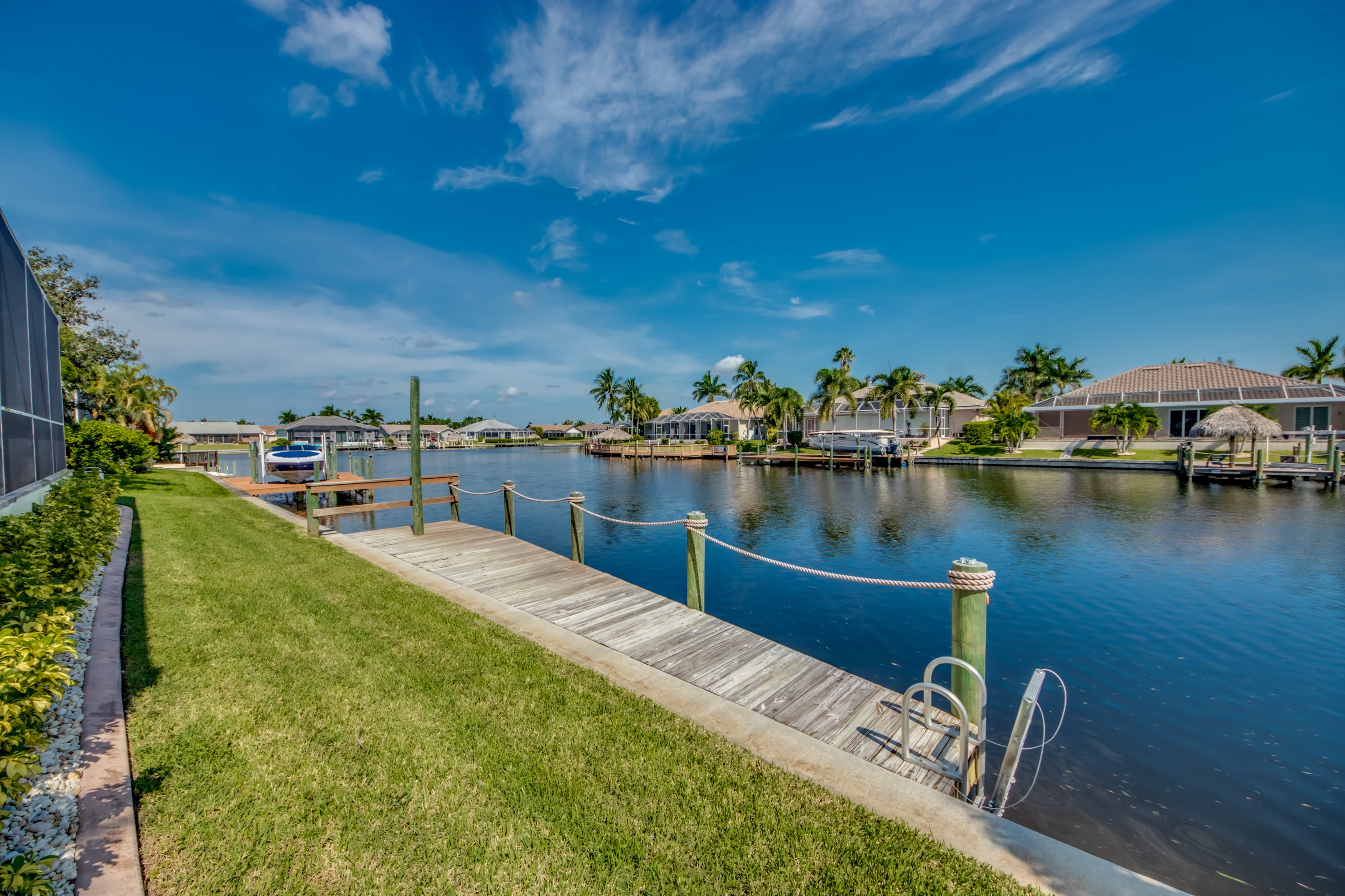 Villa La Favorita – Heated Saltwater Pool & Private Boat Dock on the Canal - Bild 52