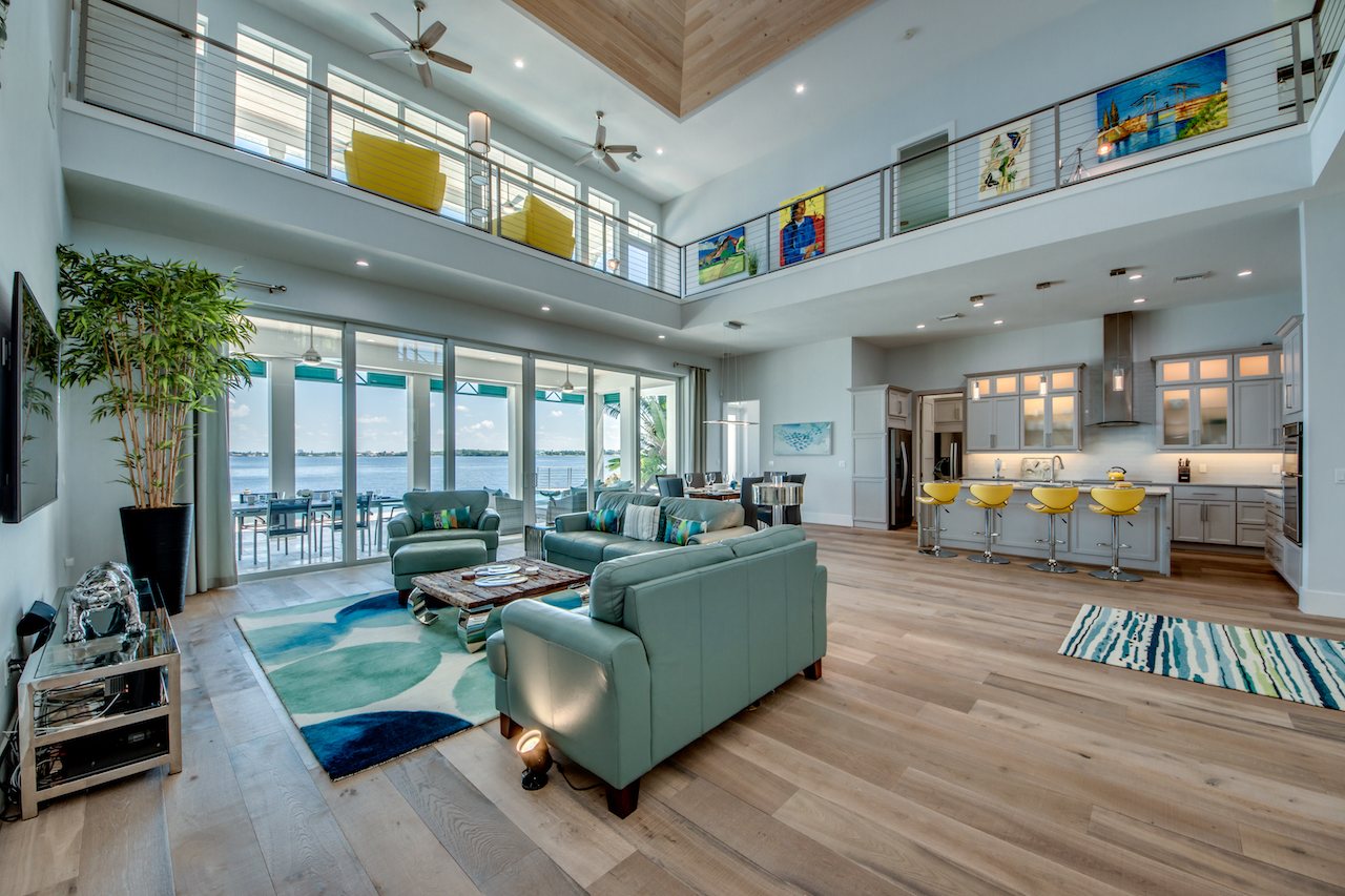 Villa Bequia – Heated Infinity Pool, Hot Tub & Private Boat Dock on the River - Bild 18