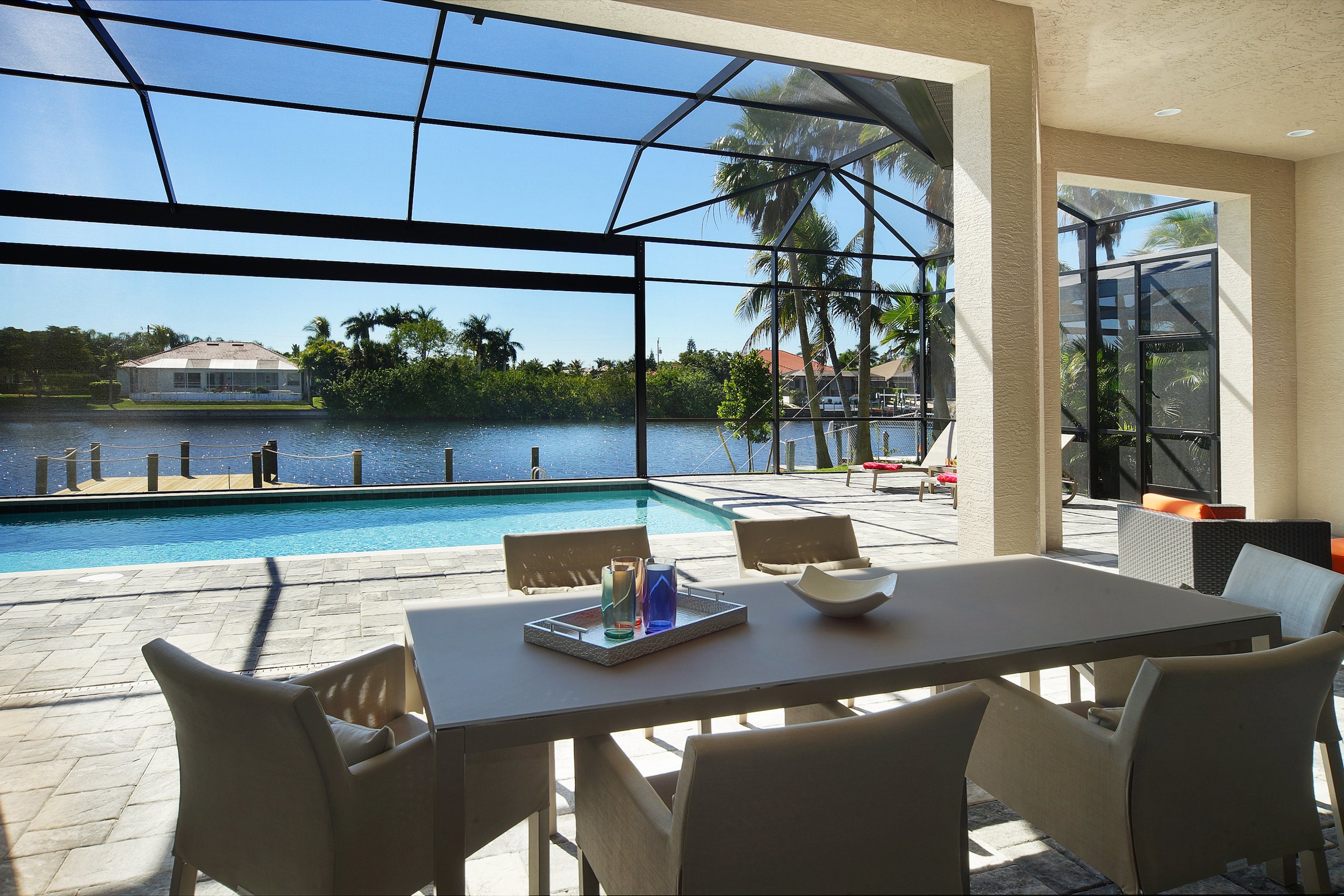 Villa Capricorn – Heated Saltwater Pool, Hot Tub & Private Boat Dock on the Canal - Bild 5