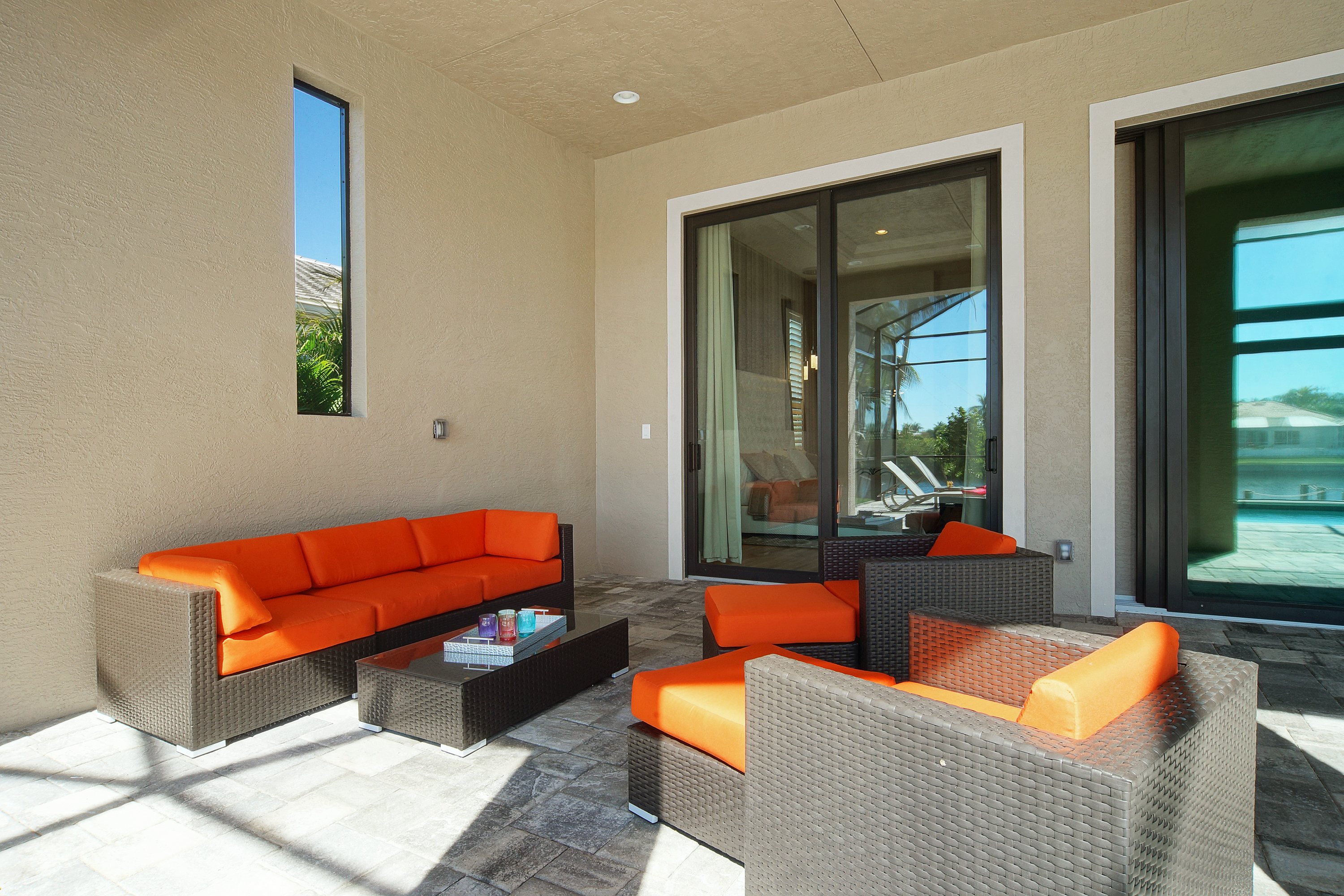 Villa Capricorn – Heated Saltwater Pool, Hot Tub & Private Boat Dock on the Canal - Bild 7