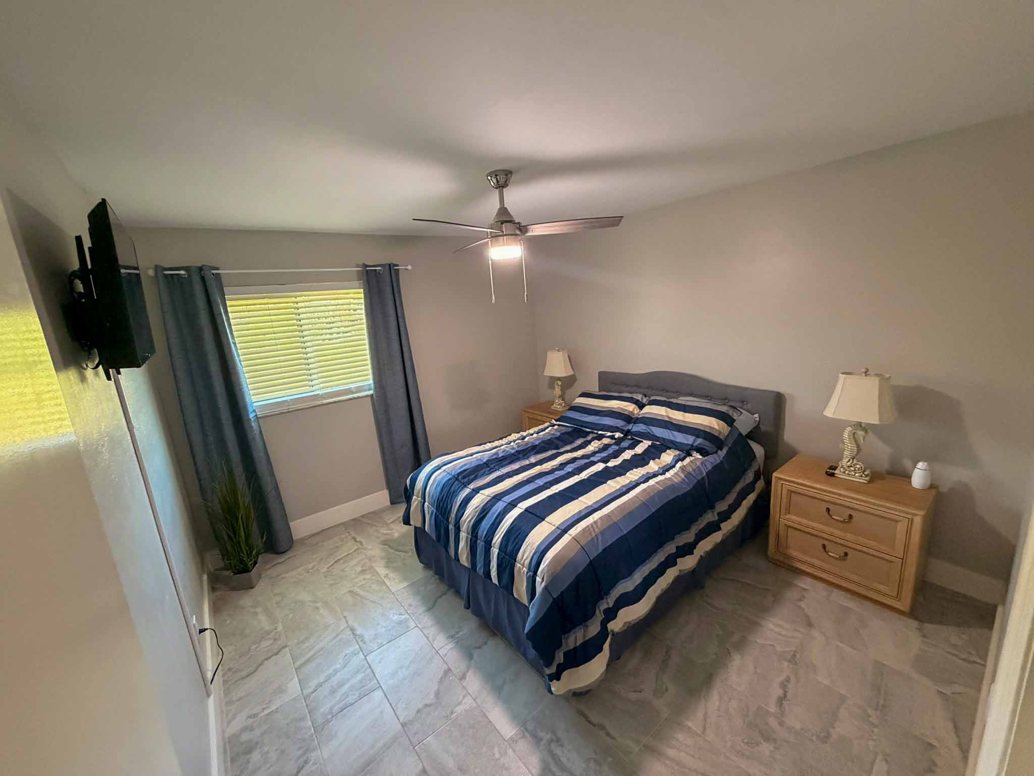 Villa Mia - Newly Remodeled, Waterfront, Kayaks & Heated Saltwater Pool - Bild 16