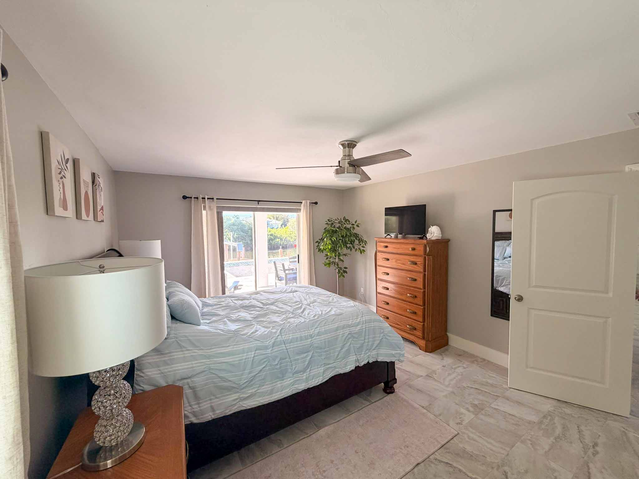 Villa Mia - Newly Remodeled, Waterfront, Kayaks & Heated Saltwater Pool - Bild 22