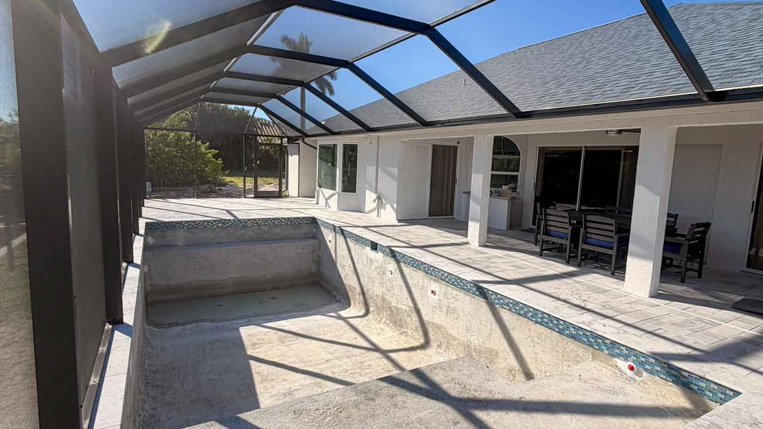 Villa Mia - Newly Remodeled, Waterfront, Kayaks & Heated Saltwater Pool - Bild 9